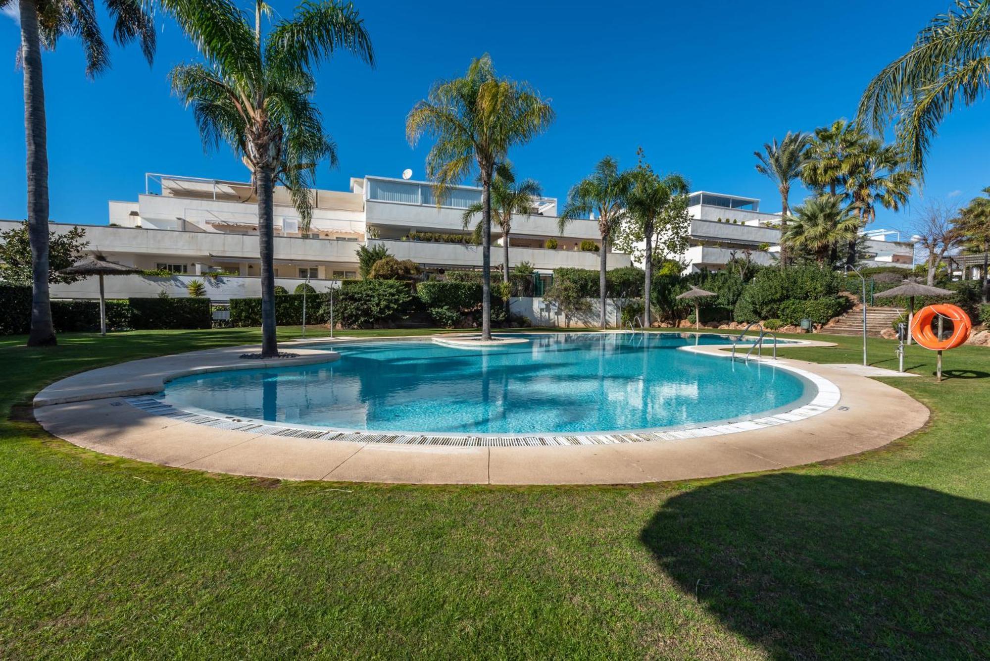Altos De Banus V Apartamento *